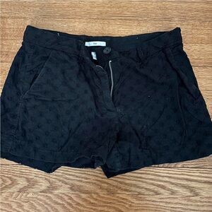 GAP Women’s Black Pattered Shorts